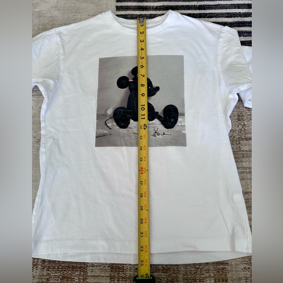 Yuni Yoshida Disney Minnie Mouse uniqlo tshirt size S - Picture 3 of 4